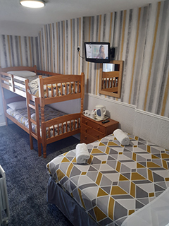 Twin bedroom